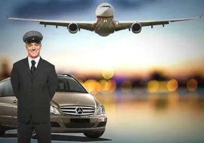 Privater Transfer zum Flughafen Kairo