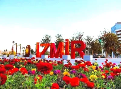 Izmir Blumenbeet