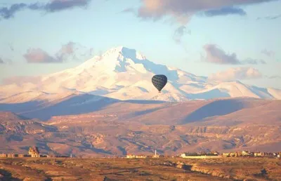 Ballon am Himmel von Kappadokien