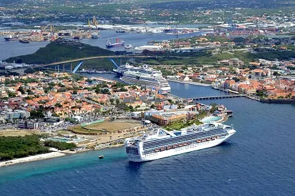 Transfer vom Hafen von Curacao