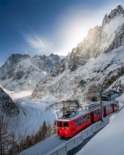 Die Route zum Skigebiet Chamonix in Frankreich