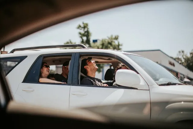 Taxitransfer zum Flughafen Sofia SOF für große Gruppen